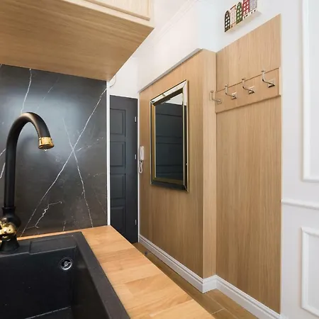 Apartment Basilica Mariacka *