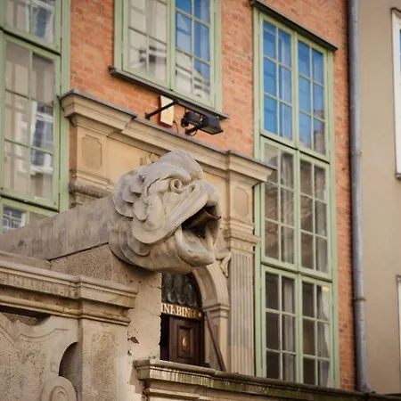 Basilica Mariacka 公寓 *